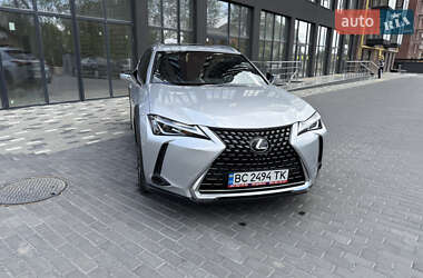 Внедорожник / Кроссовер Lexus UX 2020 в 