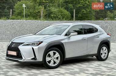 Внедорожник / Кроссовер Lexus UX 2020 в 