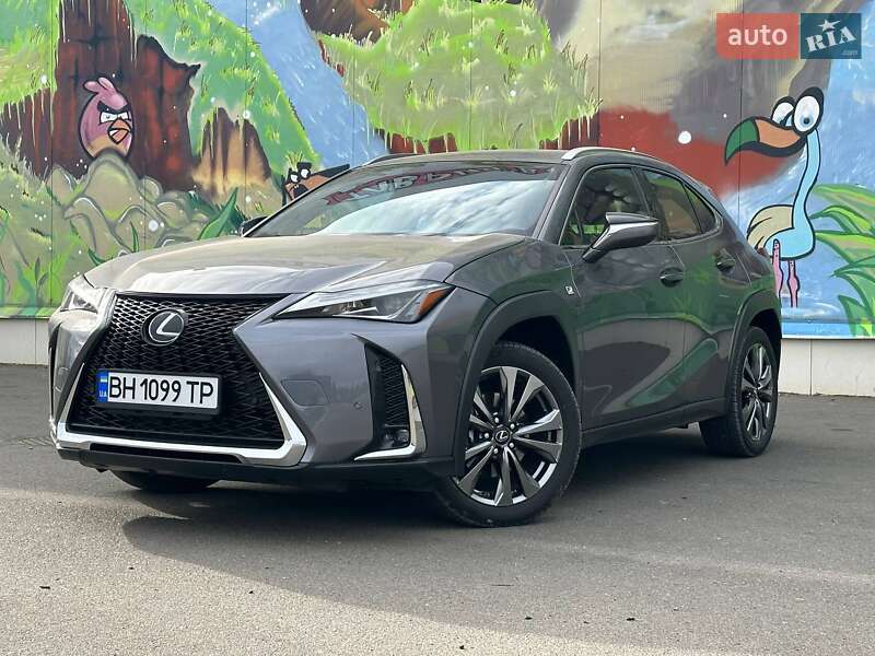 Внедорожник / Кроссовер Lexus UX 2021 в 