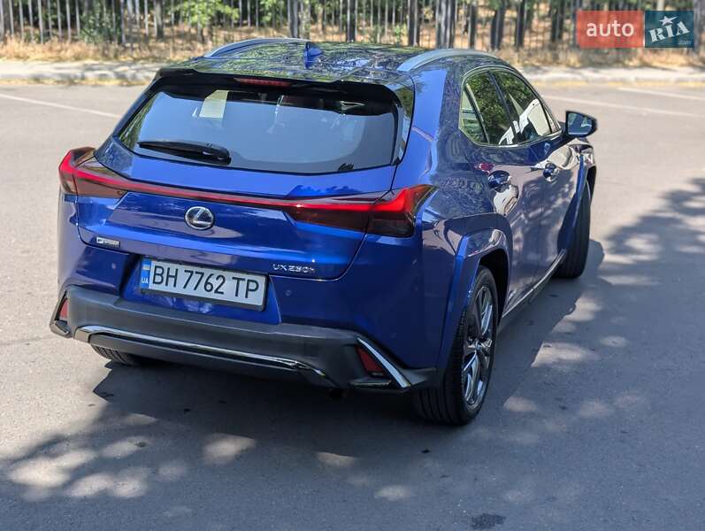 Позашляховик / Кросовер Lexus UX 2019 в Одесі фото 30 Позашляховик / Кросовер Lexus UX 2019 в Одесі