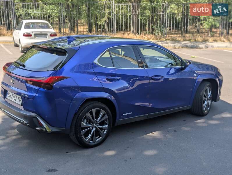 Позашляховик / Кросовер Lexus UX 2019 в Одесі фото 32 Позашляховик / Кросовер Lexus UX 2019 в Одесі
