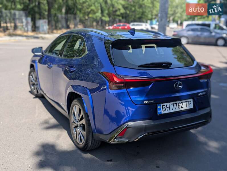 Позашляховик / Кросовер Lexus UX 2019 в Одесі фото 38 Позашляховик / Кросовер Lexus UX 2019 в Одесі