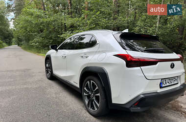 Внедорожник / Кроссовер Lexus UX 2021 в Киеве