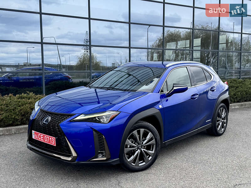 Lexus UX 2020