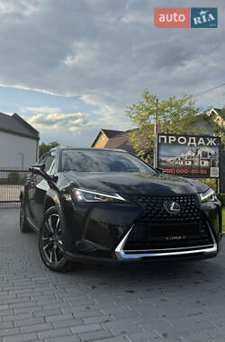 Внедорожник / Кроссовер Lexus UX 2020 в Киеве