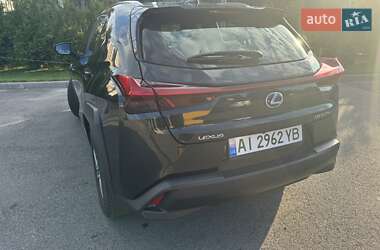 Внедорожник / Кроссовер Lexus UX 2020 в 