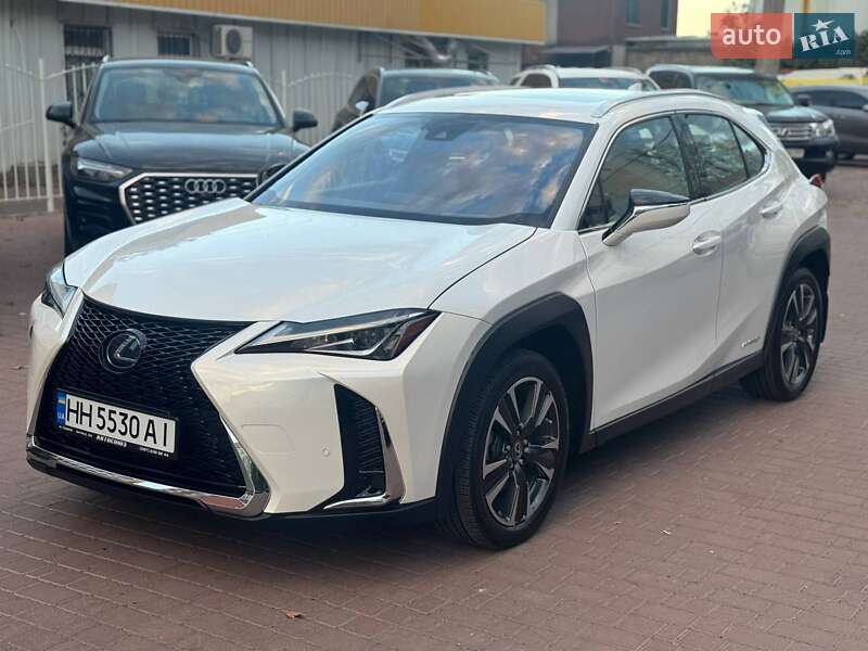 Внедорожник / Кроссовер Lexus UX 2019 в Одессе