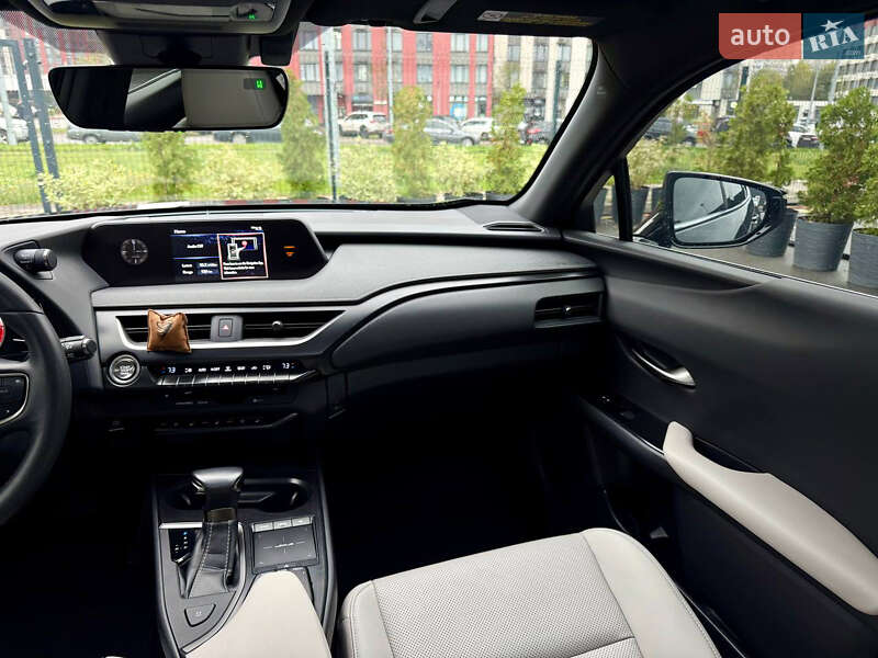 Позашляховик / Кросовер Lexus UX 2020 в Києві фото 46 Позашляховик / Кросовер Lexus UX 2020 в Києві