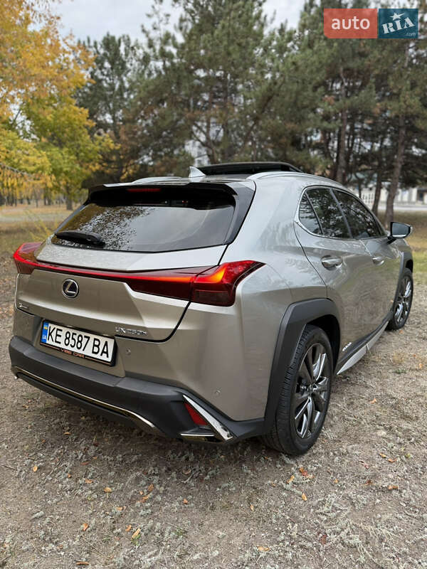 Внедорожник / Кроссовер Lexus UX 2020 в Днепре фото 7 Внедорожник / Кроссовер Lexus UX 2020 в Днепре