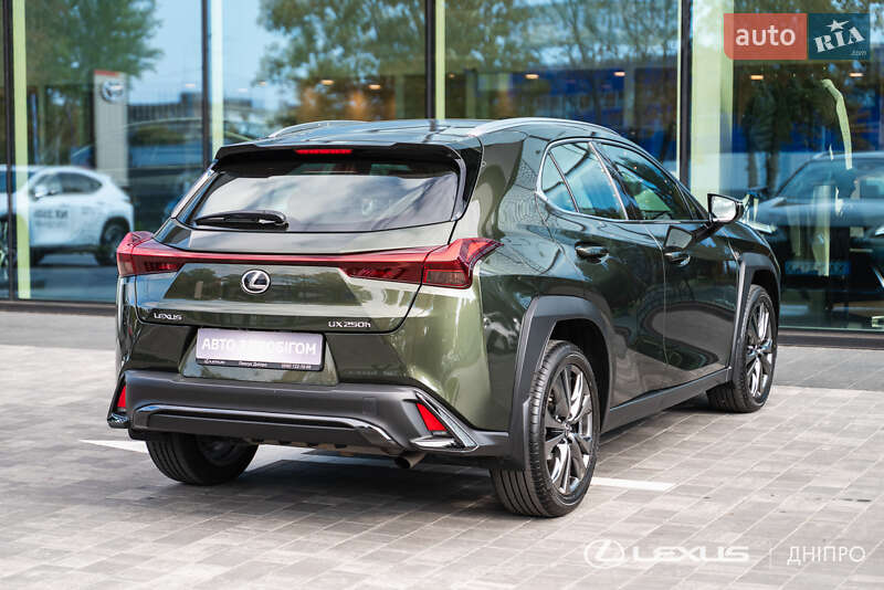 Позашляховик / Кросовер Lexus UX 2023 в Дніпрі фото 9 Позашляховик / Кросовер Lexus UX 2023 в Дніпрі