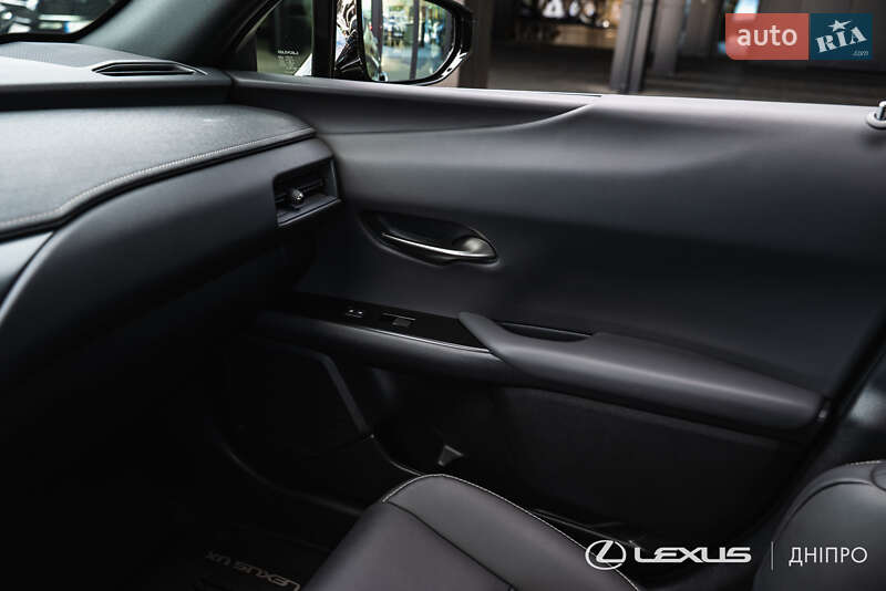 Позашляховик / Кросовер Lexus UX 2023 в Дніпрі фото 30 Позашляховик / Кросовер Lexus UX 2023 в Дніпрі