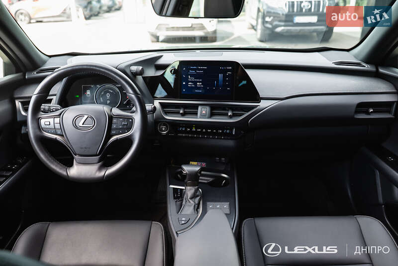 Позашляховик / Кросовер Lexus UX 2023 в Дніпрі фото 16 Позашляховик / Кросовер Lexus UX 2023 в Дніпрі
