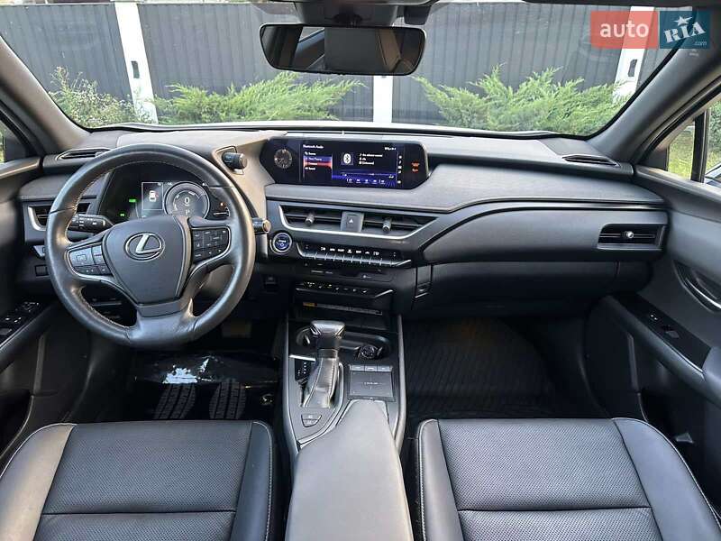 Позашляховик / Кросовер Lexus UX 2020 в Києві фото 14 Позашляховик / Кросовер Lexus UX 2020 в Києві