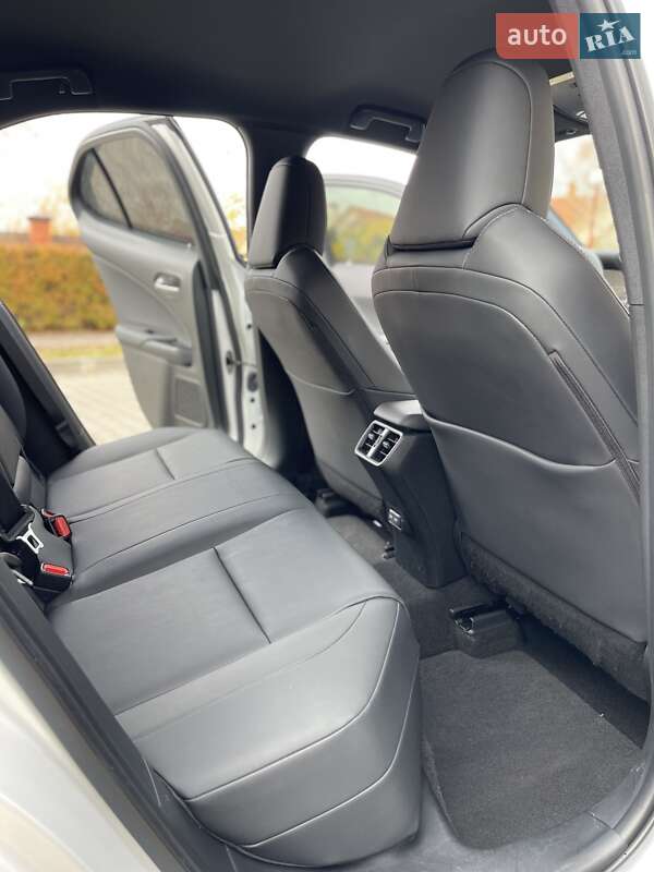 Внедорожник / Кроссовер Lexus UX 2021 в Одессе фото 25 Внедорожник / Кроссовер Lexus UX 2021 в Одессе