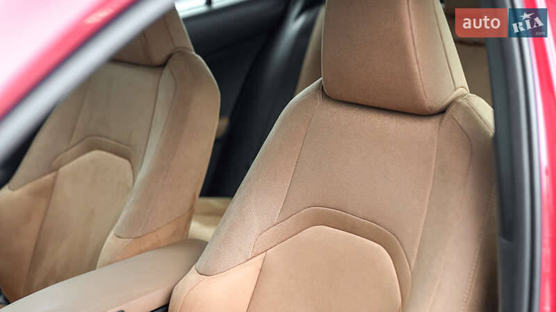 Позашляховик / Кросовер Lexus UX 2019 в Львові фото 19 Позашляховик / Кросовер Lexus UX 2019 в Львові