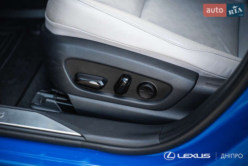 Внедорожник / Кроссовер Lexus UX 2023 в Днепре фото 23 Внедорожник / Кроссовер Lexus UX 2023 в Днепре