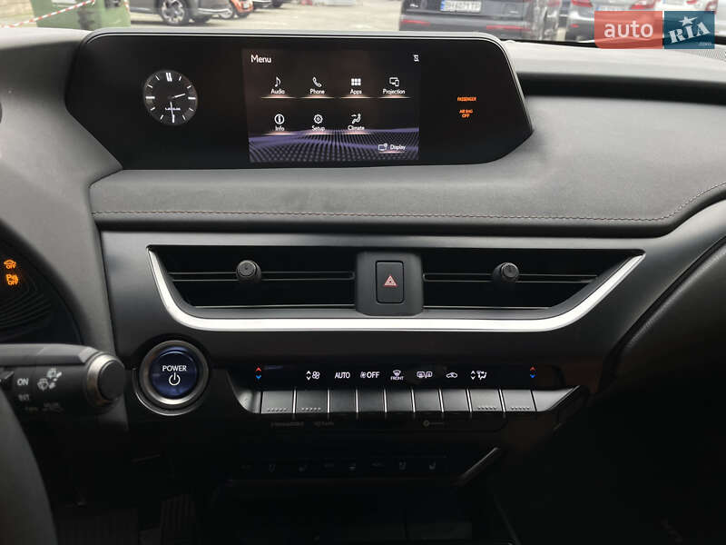 Внедорожник / Кроссовер Lexus UX 2020 в Одессе