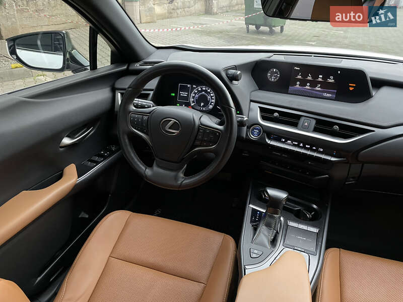 Внедорожник / Кроссовер Lexus UX 2020 в Одессе