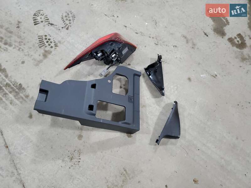 Внедорожник / Кроссовер Lexus UX 2020 в Киеве