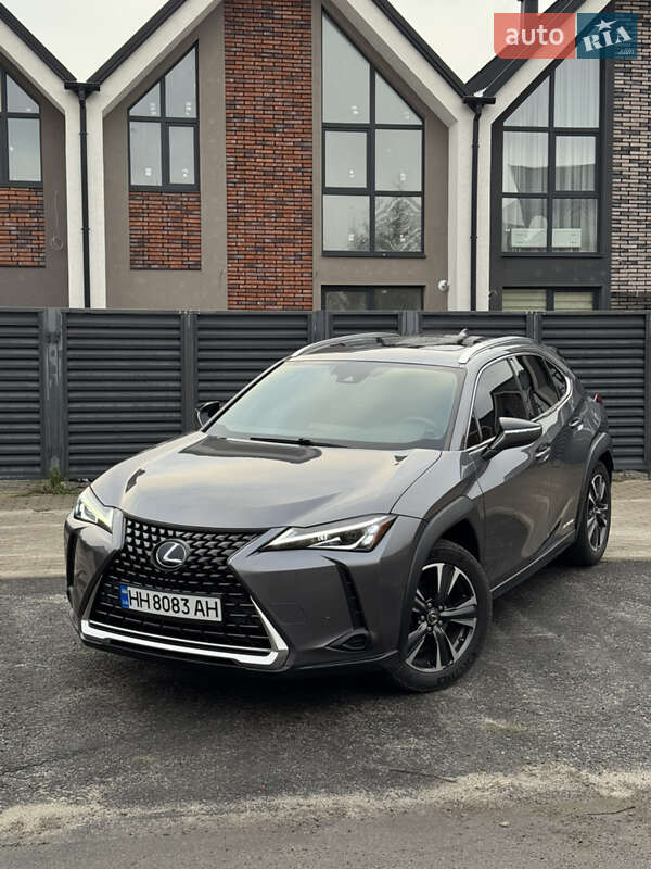 Lexus UX 2020