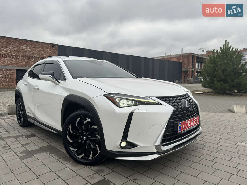 Внедорожник / Кроссовер Lexus UX 2022 в Хмельницком