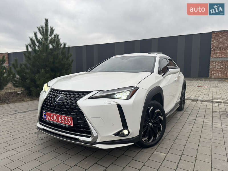 Внедорожник / Кроссовер Lexus UX 2022 в Хмельницком