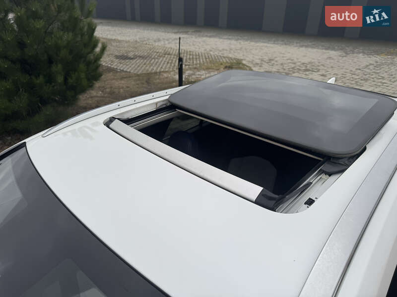 Внедорожник / Кроссовер Lexus UX 2022 в Хмельницком