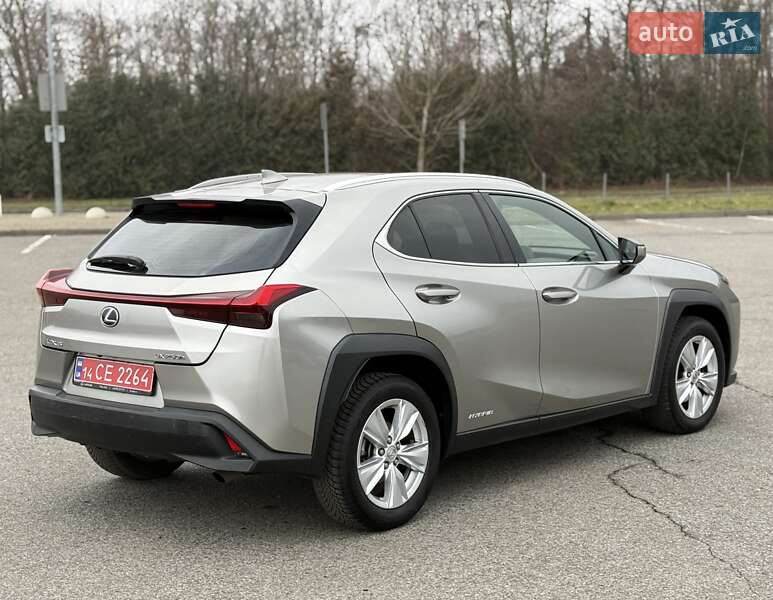 Внедорожник / Кроссовер Lexus UX 2020 в Львове