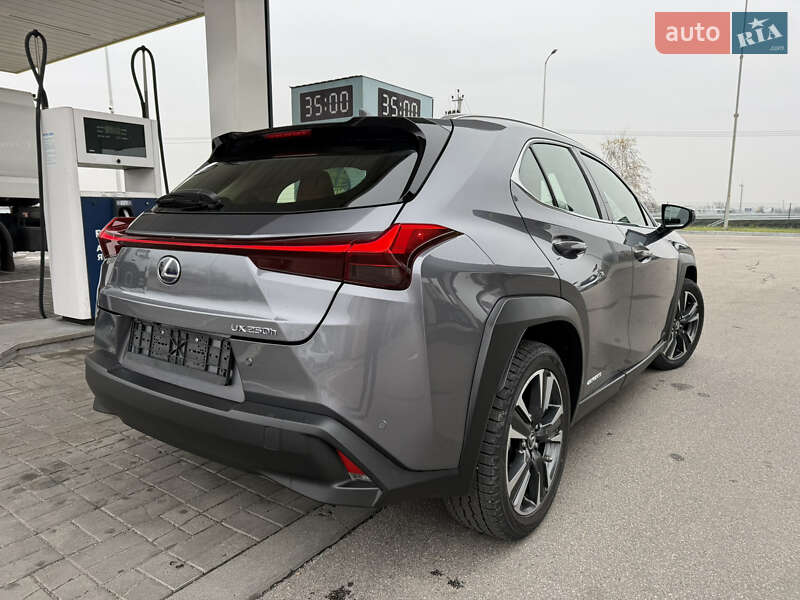 Внедорожник / Кроссовер Lexus UX 2021 в Днепре