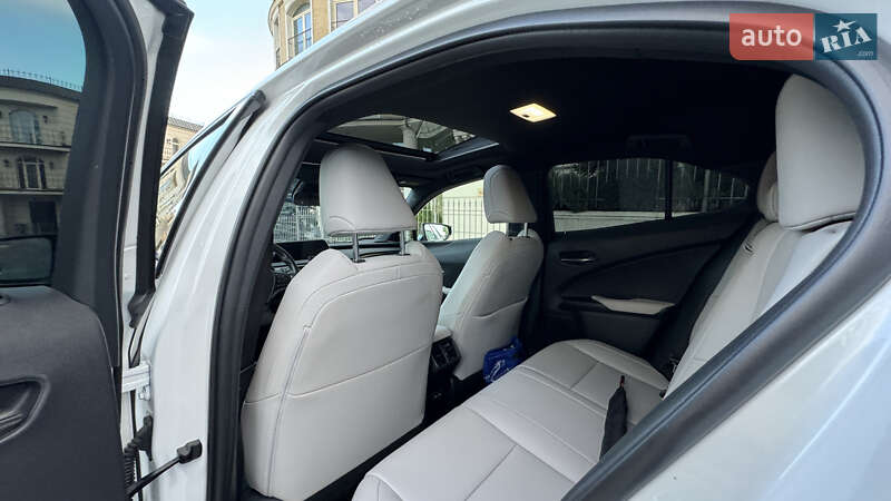 Внедорожник / Кроссовер Lexus UX 2021 в Киеве фото 12 Внедорожник / Кроссовер Lexus UX 2021 в Киеве