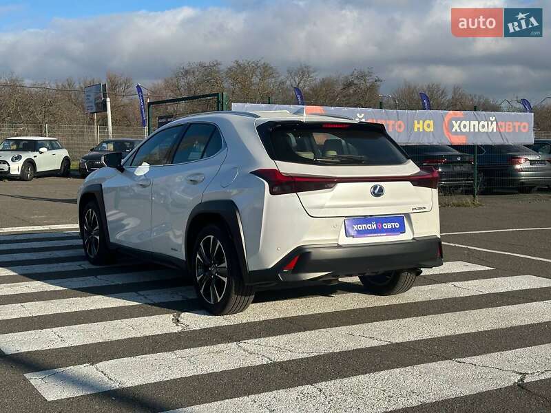 Внедорожник / Кроссовер Lexus UX 2020 в Одессе
