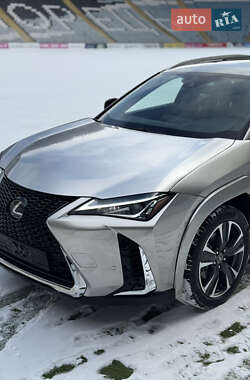 Внедорожник / Кроссовер Lexus UX 2019 в Одессе