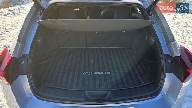 Внедорожник / Кроссовер Lexus UX 2023 в Киеве