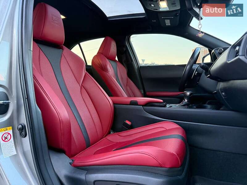 Внедорожник / Кроссовер Lexus UX 2018 в Киеве фото 15 Внедорожник / Кроссовер Lexus UX 2018 в Киеве