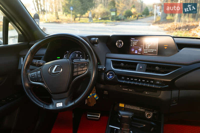 Позашляховик / Кросовер Lexus UX 2021 в Львові