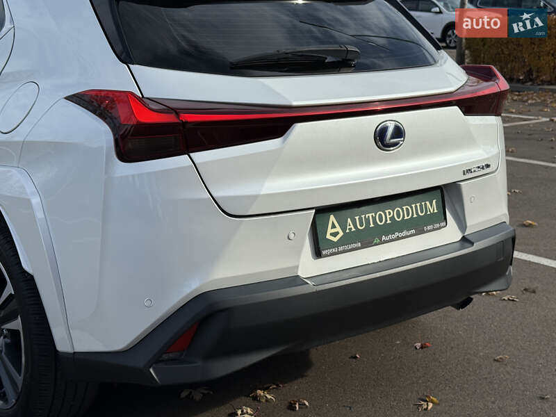 Позашляховик / Кросовер Lexus UX 2021 в Києві