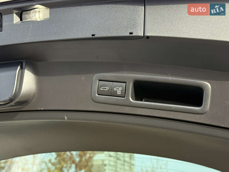 Позашляховик / Кросовер Lexus UX 2021 в Києві