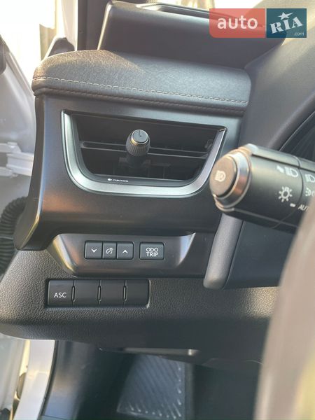 Внедорожник / Кроссовер Lexus UX 2020 в Ужгороде