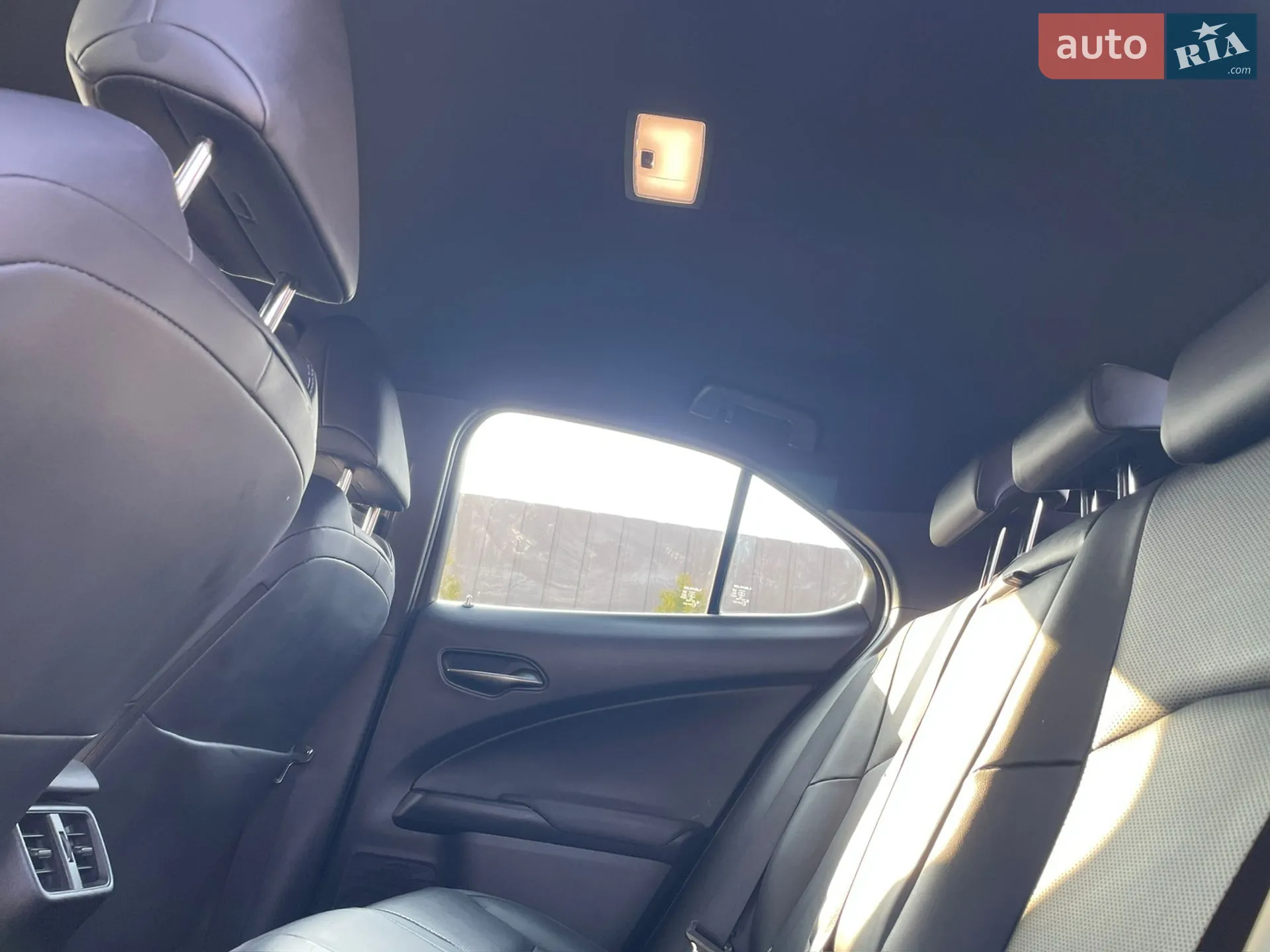 2020 Lexus UX - мініатюра 75