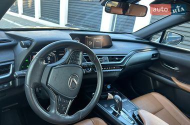 Внедорожник / Кроссовер Lexus UX 2020 в Трускавце