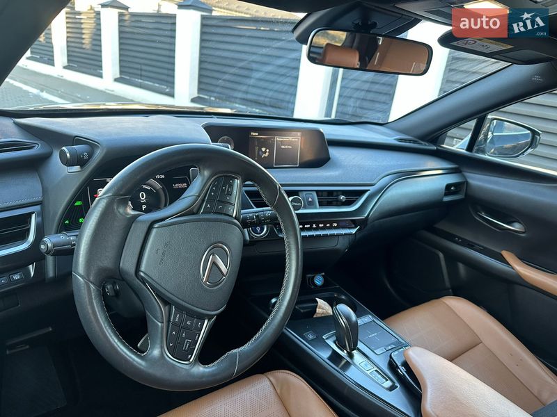 Внедорожник / Кроссовер Lexus UX 2020 в Трускавце