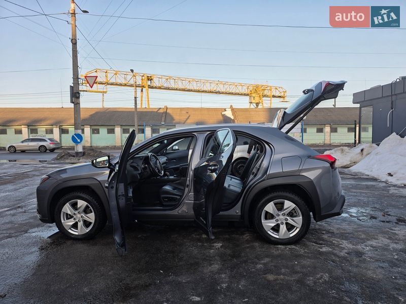 Внедорожник / Кроссовер Lexus UX 2021 в Житомире