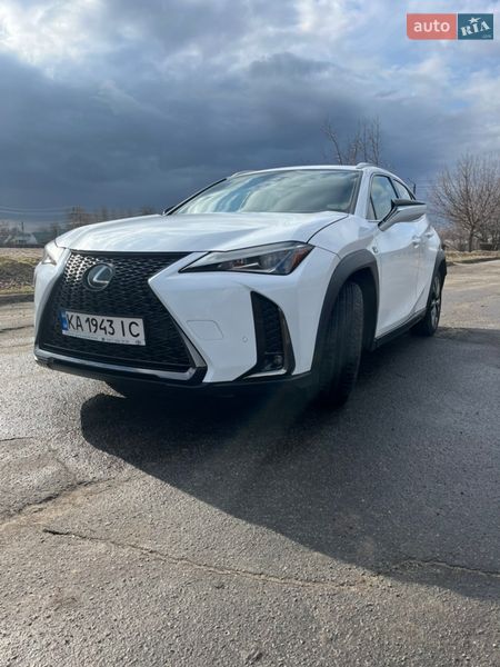 Внедорожник / Кроссовер Lexus UX 2018 в Кременчуге