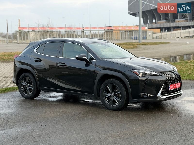 Позашляховик / Кросовер Lexus UX 2023 в Львові
