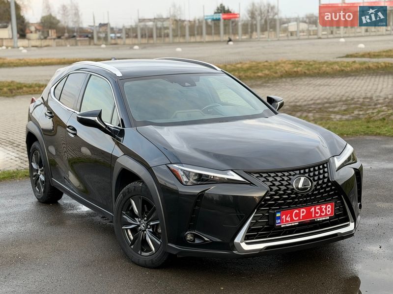 Позашляховик / Кросовер Lexus UX 2023 в Львові