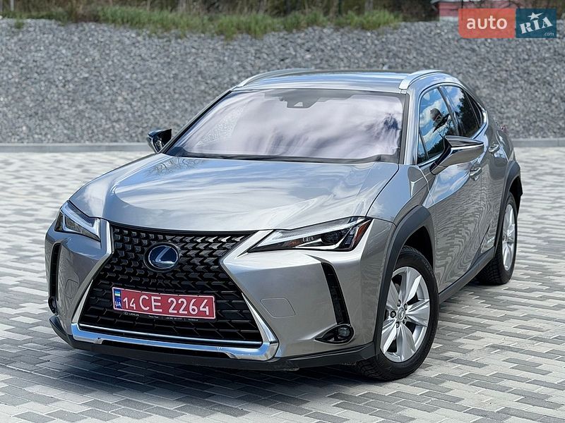 Lexus UX 2020
