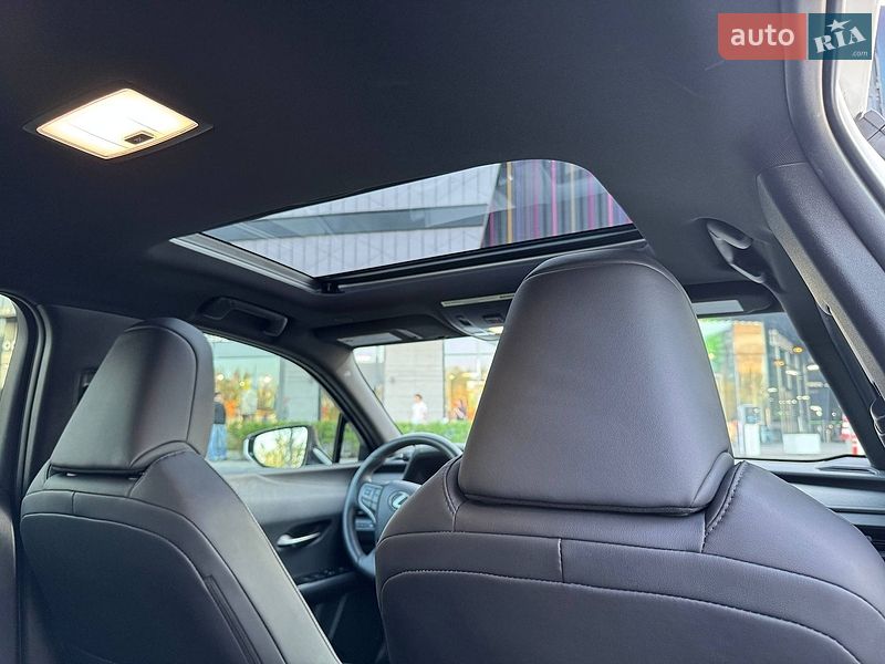Внедорожник / Кроссовер Lexus UX 2022 в Киеве