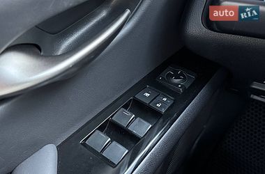 Внедорожник / Кроссовер Lexus UX 2022 в Киеве