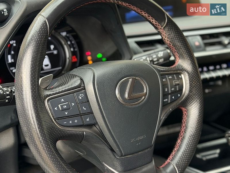 Внедорожник / Кроссовер Lexus UX 2021 в Запорожье
