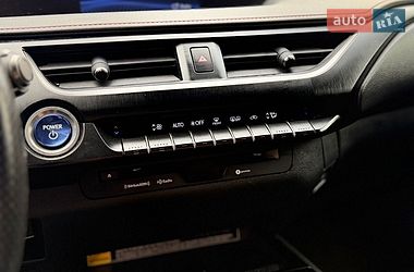 Внедорожник / Кроссовер Lexus UX 2021 в Запорожье